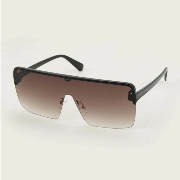 Brown Oversized Sunglasses - Picture 3 of 8